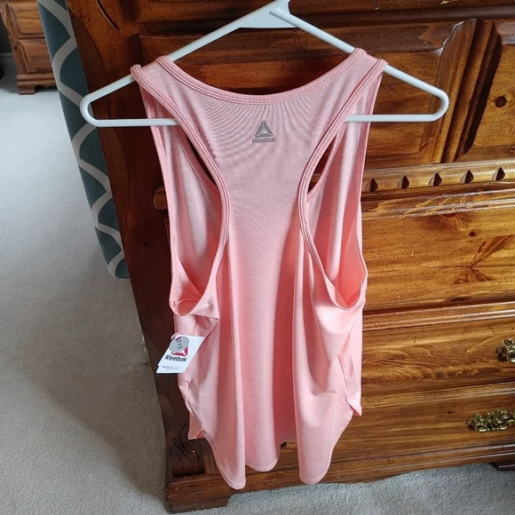 NWT Reebok Women's Peach RacerBack Active Tank - Picture 2 of 12
